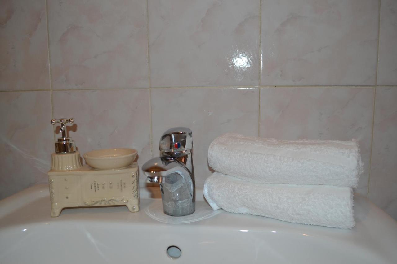 Into The Wild Green B&B Alghero Bagian luar foto