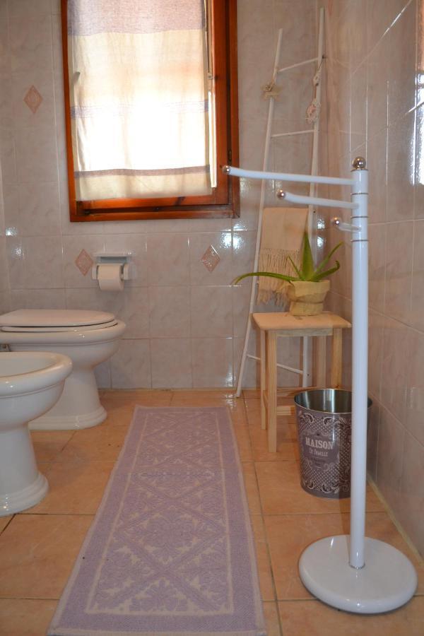 Into The Wild Green B&B Alghero Bagian luar foto
